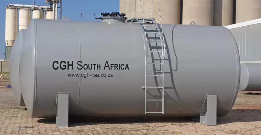 Aboveground horizontal tanks
