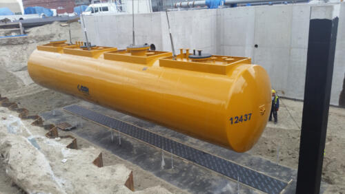 Multi-chamber tank